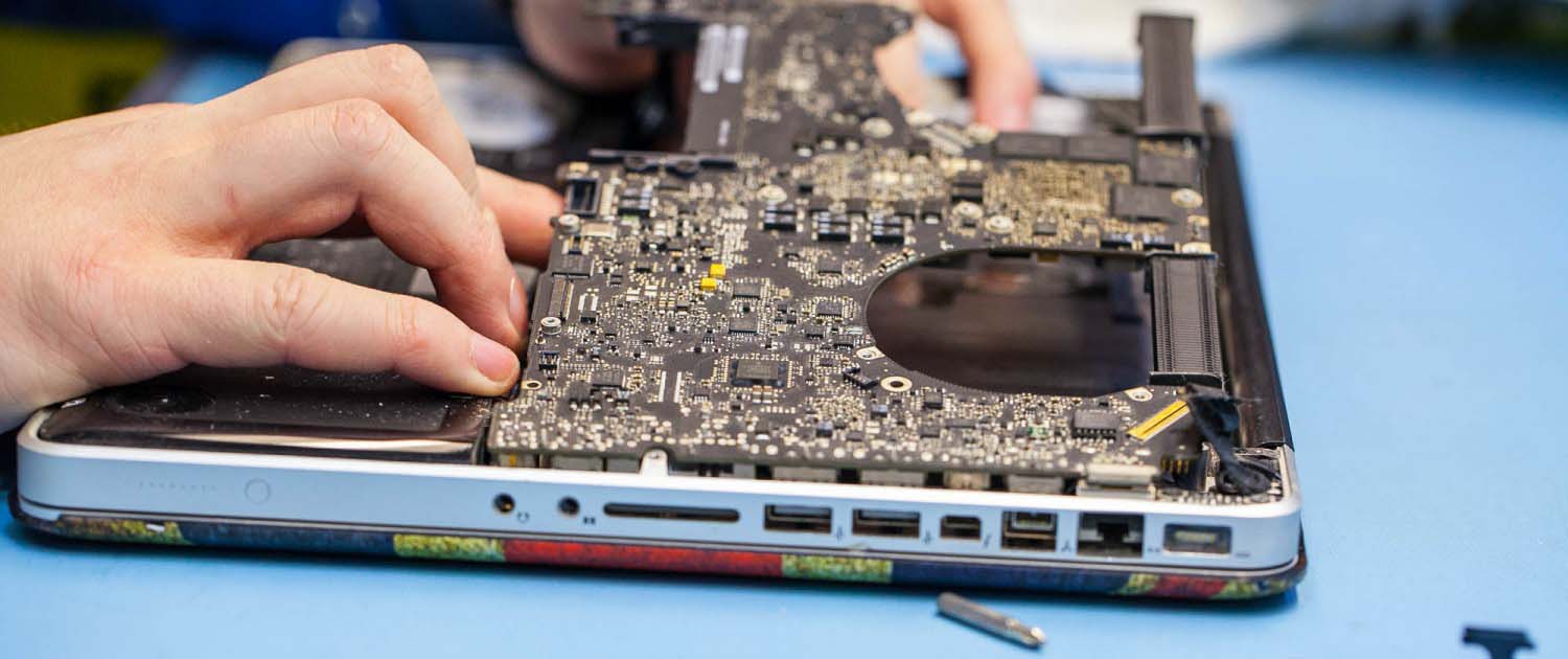 Замена или ремонт видеочипа ноутбука Apple MacBook в Омске